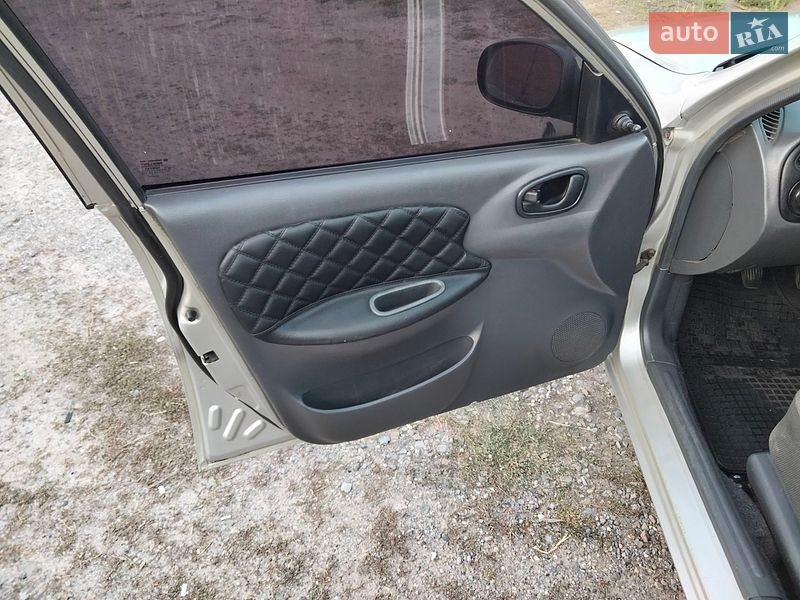 Седан Daewoo Lanos 2003 в Шишаки