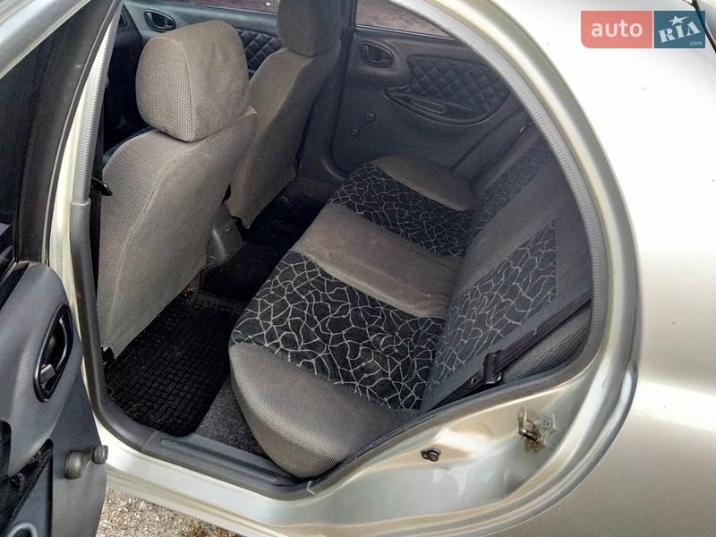 Седан Daewoo Lanos 2003 в Шишаки