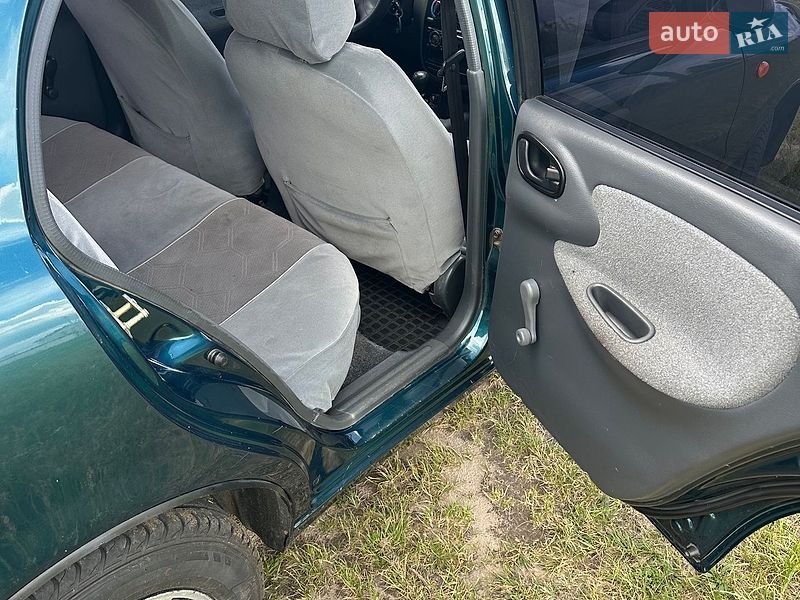 Седан Daewoo Lanos 2007 в Костополе