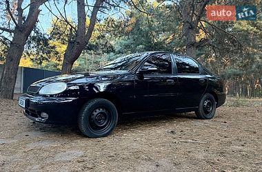 Седан Daewoo Lanos 2015 в Павлограді