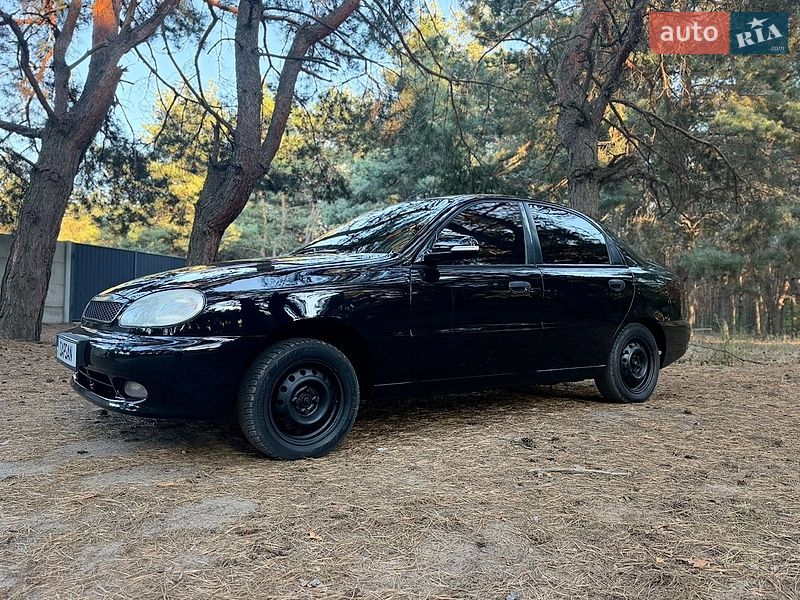 Седан Daewoo Lanos 2015 в Павлограді