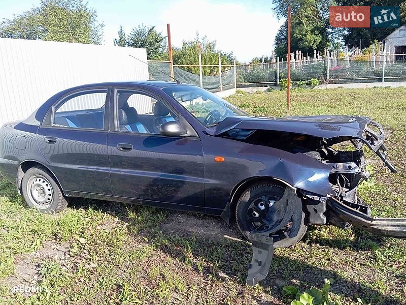 Седан Daewoo Lanos 2003 в Буську