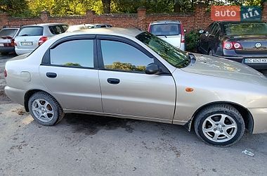 Седан Daewoo Lanos 2004 в Львове