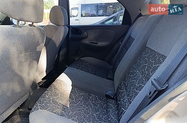 Седан Daewoo Lanos 2004 в Львове