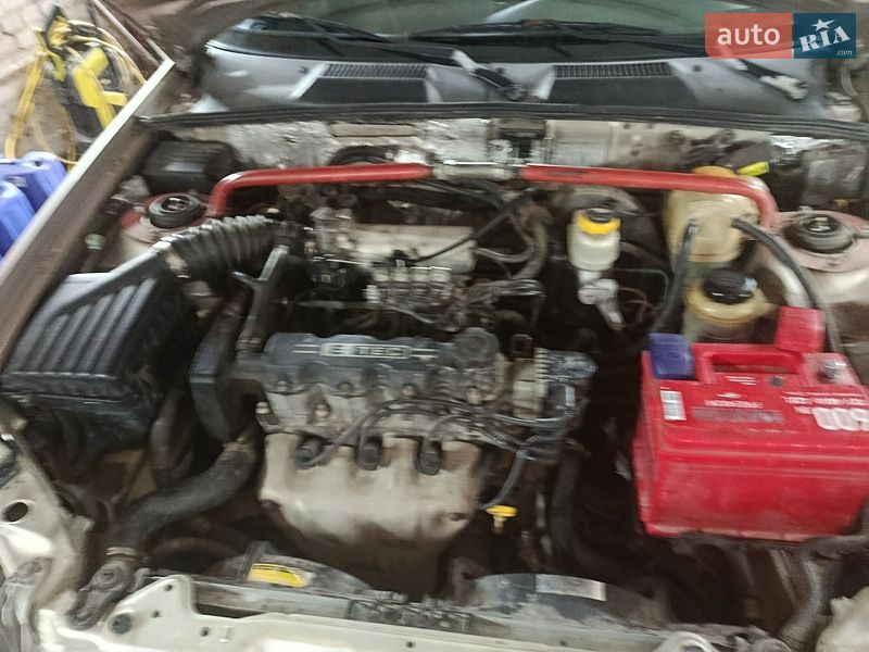 Седан Daewoo Lanos 2004 в Львове