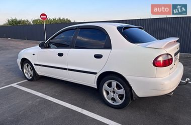 Седан Daewoo Lanos 2004 в Софиевской Борщаговке