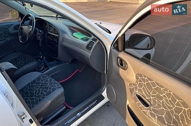Седан Daewoo Lanos 2004 в Софиевской Борщаговке