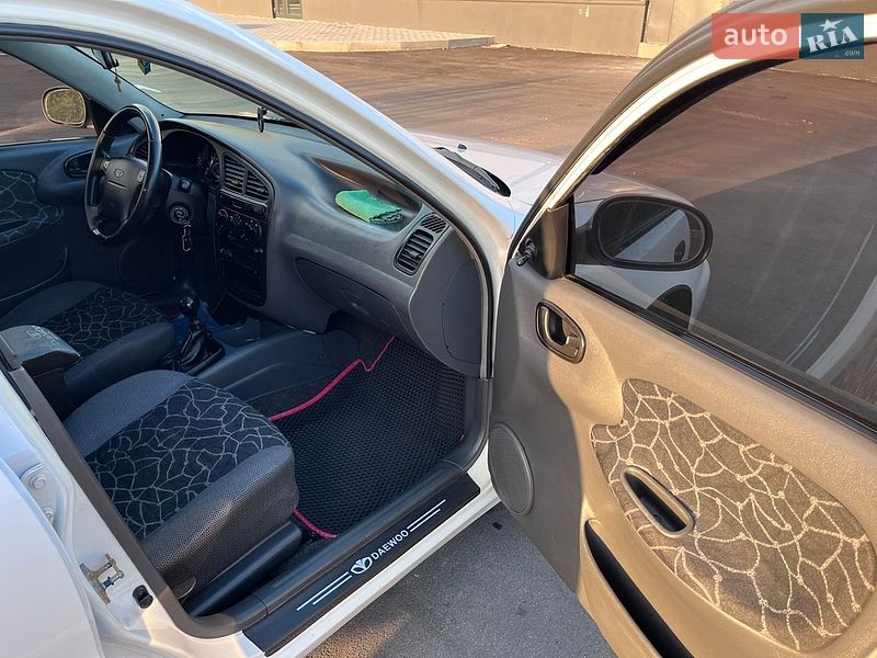 Седан Daewoo Lanos 2004 в Софиевской Борщаговке