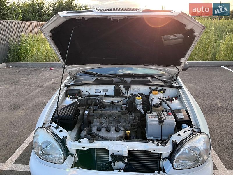 Седан Daewoo Lanos 2004 в Софиевской Борщаговке