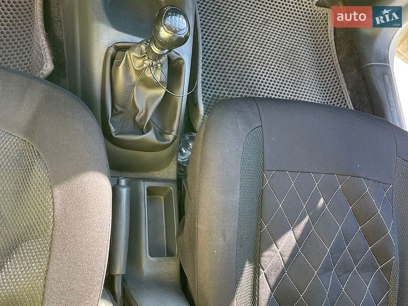 Седан Daewoo Lanos 2008 в Лозовой