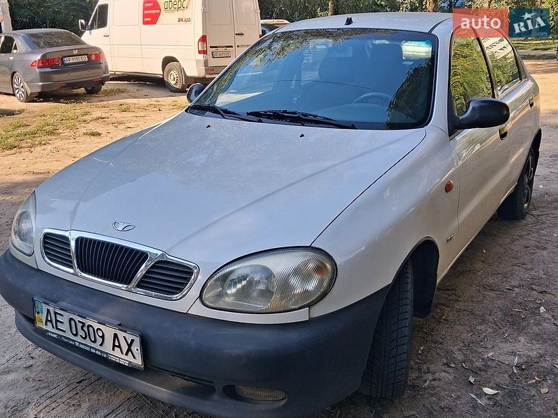 Хэтчбек Daewoo Lanos 2004 в Днепре