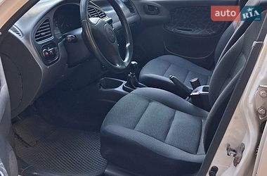 Хэтчбек Daewoo Lanos 2004 в Днепре