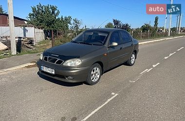 Daewoo Lanos  2003
