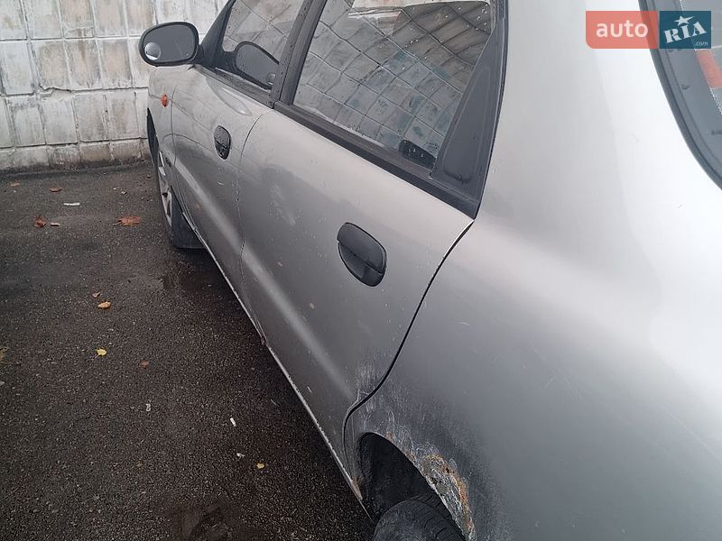 Седан Daewoo Lanos 2003 в Києві