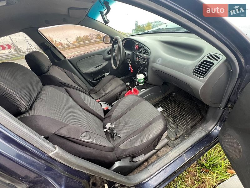 Седан Daewoo Lanos 2006 в Киеве