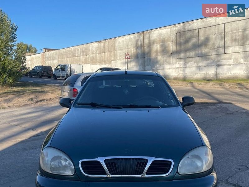 Седан Daewoo Lanos 2006 в Зміїві