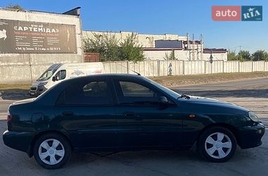 Седан Daewoo Lanos 2006 в Зміїві