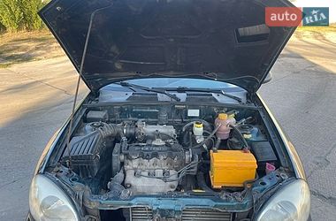 Седан Daewoo Lanos 2006 в Зміїві