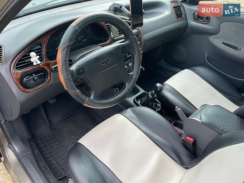 Седан Daewoo Lanos 2006 в Киеве
