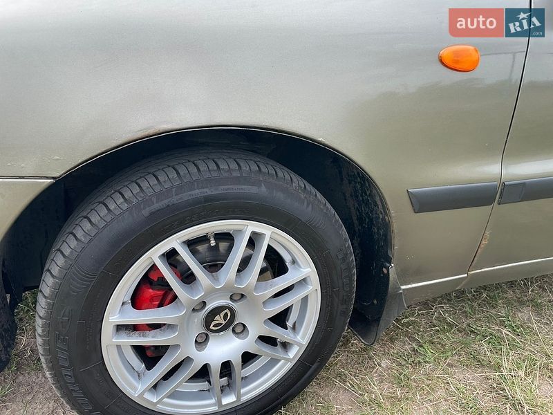 Седан Daewoo Lanos 2006 в Киеве