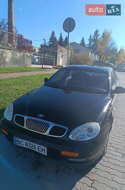 Daewoo Leganza  2001