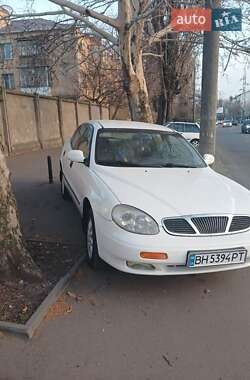 Daewoo Leganza  2001