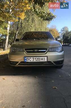 Daewoo Nexia  2011