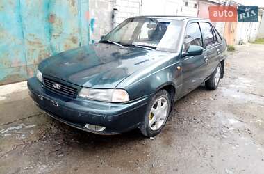 Daewoo Nexia  1996