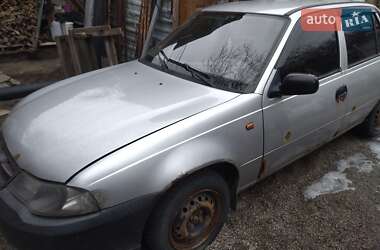 Daewoo Nexia  2010