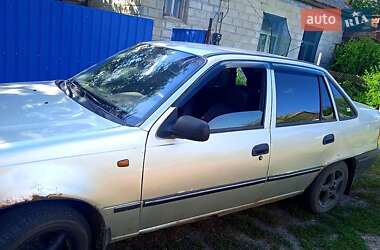 Daewoo Nexia  2008
