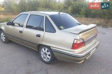 Daewoo Nexia  2006