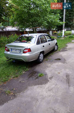 Daewoo Nexia  2008