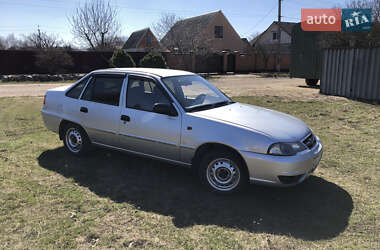 Daewoo Nexia  2013