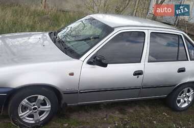 Daewoo Nexia  2004