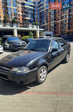 Daewoo Nexia  2012