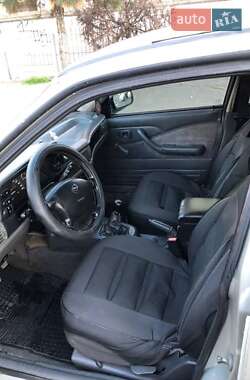 Daewoo Nexia  2007