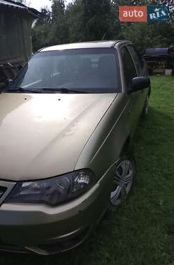 Daewoo Nexia  2011