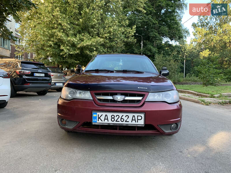 Легкові Daewoo Nexia