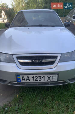 Daewoo Nexia  2012