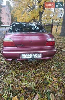 Daewoo Nexia  1995