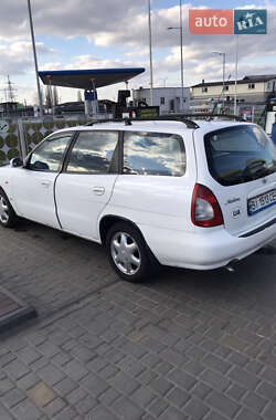 Daewoo Nubira  1998