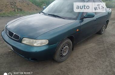 Daewoo Nubira  1998