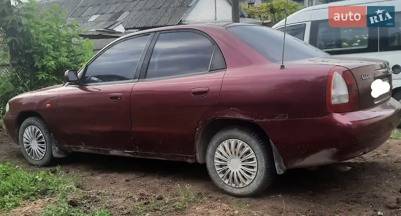 Daewoo Nubira 1999