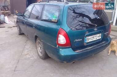 Daewoo Nubira  1998