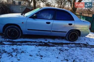 Daewoo Nubira  1998