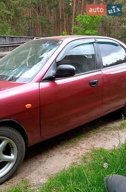 Daewoo Nubira  1998
