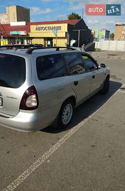 Daewoo Nubira  1999
