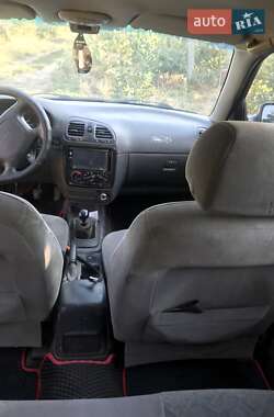Daewoo Nubira  1999