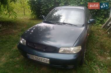 Daewoo Nubira  1998