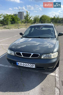 Daewoo Nubira  1998